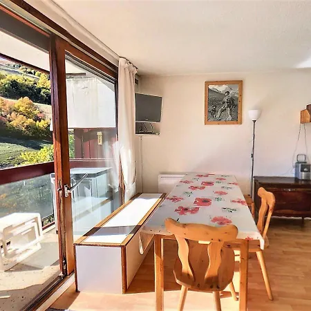 Lumineux Au Pied Des Pistes Avec Balcon, Acces Piscine Et Toutes Commodites - Fr-1-267-239 Apartman Villarembert